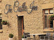 The Castle Inn outside