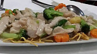 Yee's Palace Chinese food