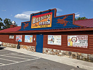 Hillbilly Heaven Bar Grill outside