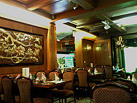 Kim Long Sushi Vietnamesisches Restaurant inside