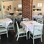 Parkside Seafood House - Oyster Bar inside