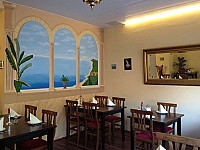 Elissa Restaurant inside