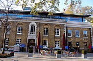 Partridges Of Sloane Square outside