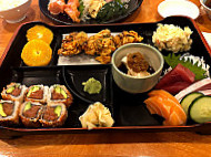 Sushi Jin food