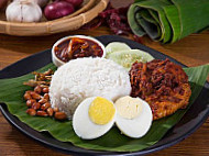 Nasi Lemak Ayam Goreng Berempah food