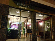 Infant Café outside