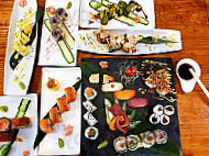 Club Sushi food
