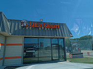 Little Caesars Pizza outside