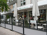 Heinemann Konditorei Café outside