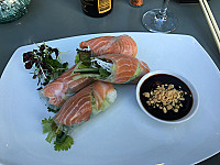 Oishii Sushi inside