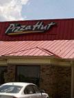 Pizza Hut outside