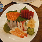 Hee-Yang Sushi & Thai food