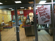 Papa Murphy 's Take 'n ' Bake Pizza outside