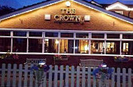 Crown Inn Sedgley Pub Carvery outside