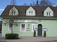 Gasthaus Drei Linden outside
