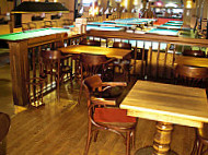 Sunset Billard Hoheluft inside