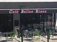 Cafe Belles Roses inside