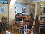 El Buen Cafe inside