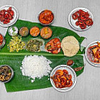 Smiley's Banana Leaf food