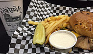 Naifeh's Deli Grill food