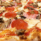 L'italiano Pizza Cien Por Cien food