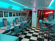 Hd Diner inside