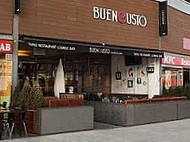 Buen Gusto Barcelona outside