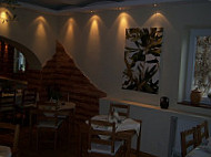 Taverna Kipos inside