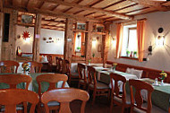 Fink Café inside