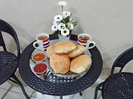 Roti Puri Gebu Warung Hajah Robiah food