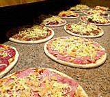 Pizza Haus Barleben food