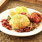 Ali Mamak Bistro food