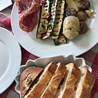 La Bottega Italiana food