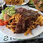 Le Chalet des Pierres Jaumatres food