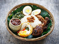 Nasi Ayam Lotus Cheng food