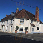 The Inn at Cranborne outside