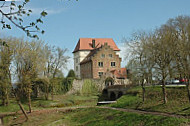Schloss Neuburg outside