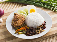 Nasi Lemak Cilibilis food