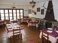 Meson Las Cuevas food