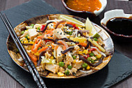 Lin's Asia Küche food