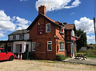 The Elder Tree Inn outside