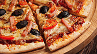 Emilio's Italian Pizzeria and Restaurante Llc food
