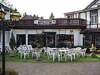 Restaurant Cafe zum Walde inside