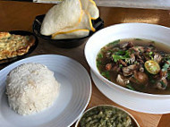 Sup Che Ton Gombak food