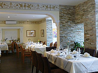 Christos Restaurant inside