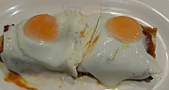Huevos Rotos food