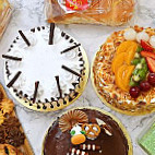 Wonder Bakery Cake House food