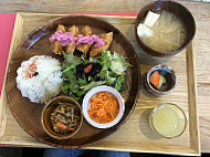 Musubi Cafe food