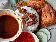 Nasi Kukus Ayam Dara Taman Melati food