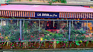 La Diva-des-pres inside